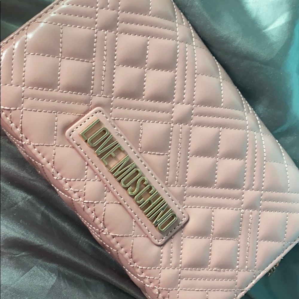 Love Moschino purse